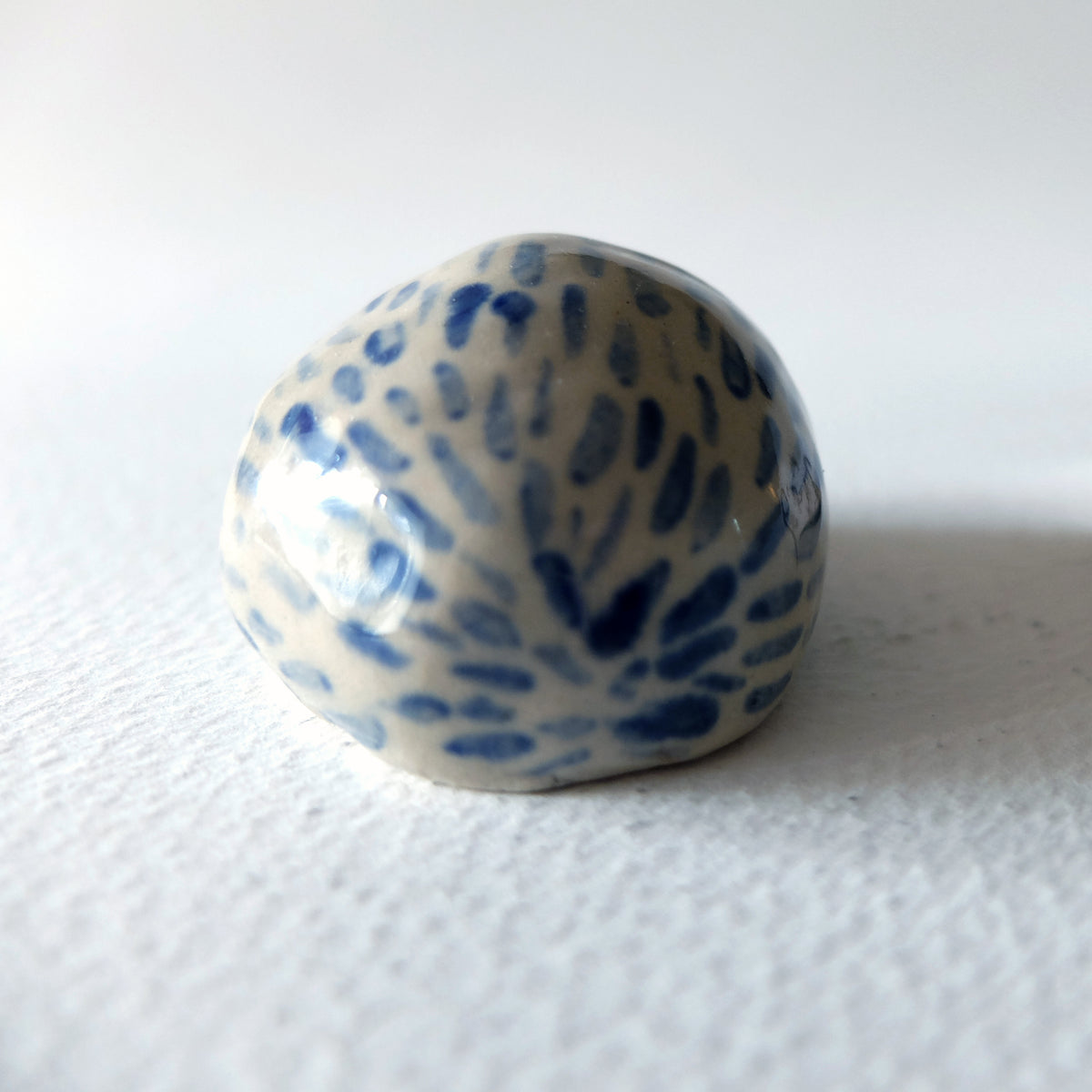 The Dashed Hedgehog (#29) – Handcrafted Ceramic Figurine